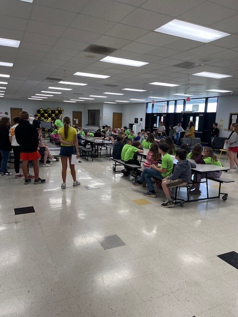 4th Grade Tour of PHMS 1