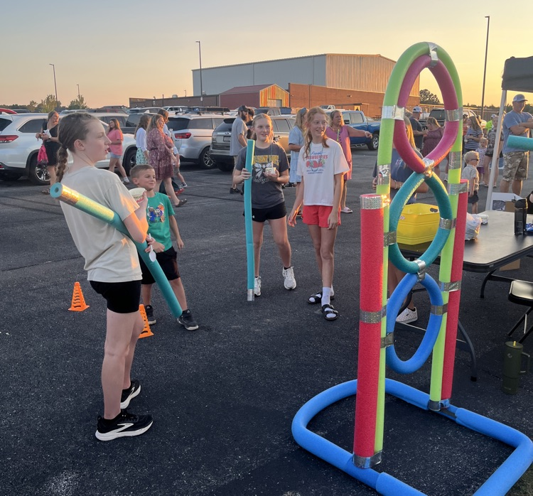 back to school bash game with kids playing