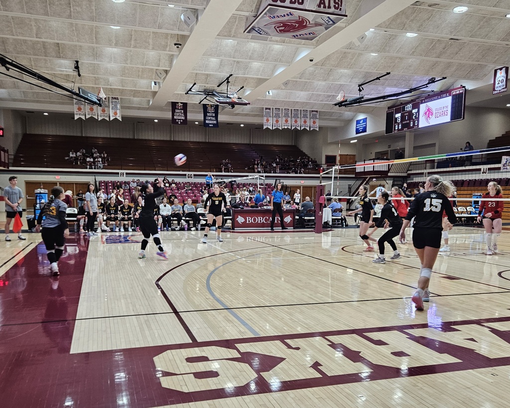 Pirates Volleyball pic 3