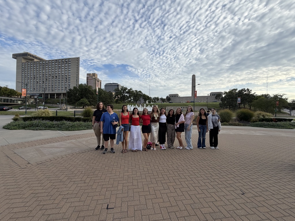 Group photo downtown KC