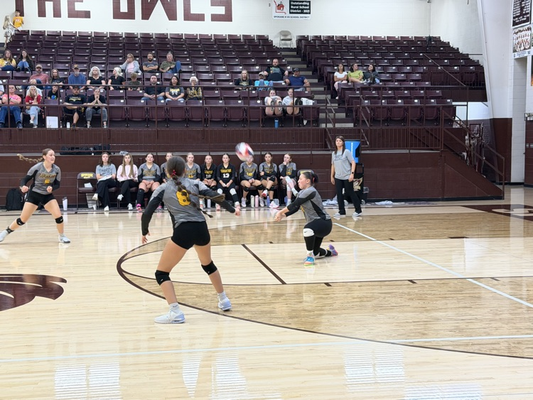 PHHS LADY PIRATES VBALL VARSITY VS SPOKANE - 7