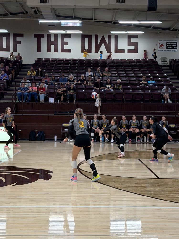 PHHS LADY PIRATES VBALL VARSITY VS SPOKANE - 6