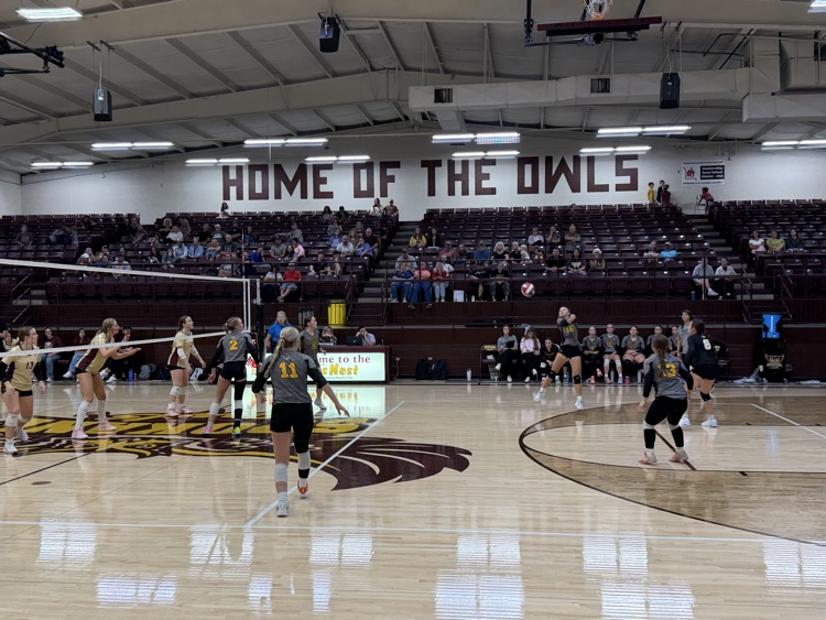 PHHS LADY PIRATES VBALL VARSITY VS SPOKANE - 5