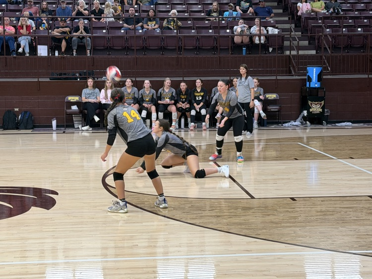 PHHS LADY PIRATES VBALL VARSITY VS SPOKANE - 2