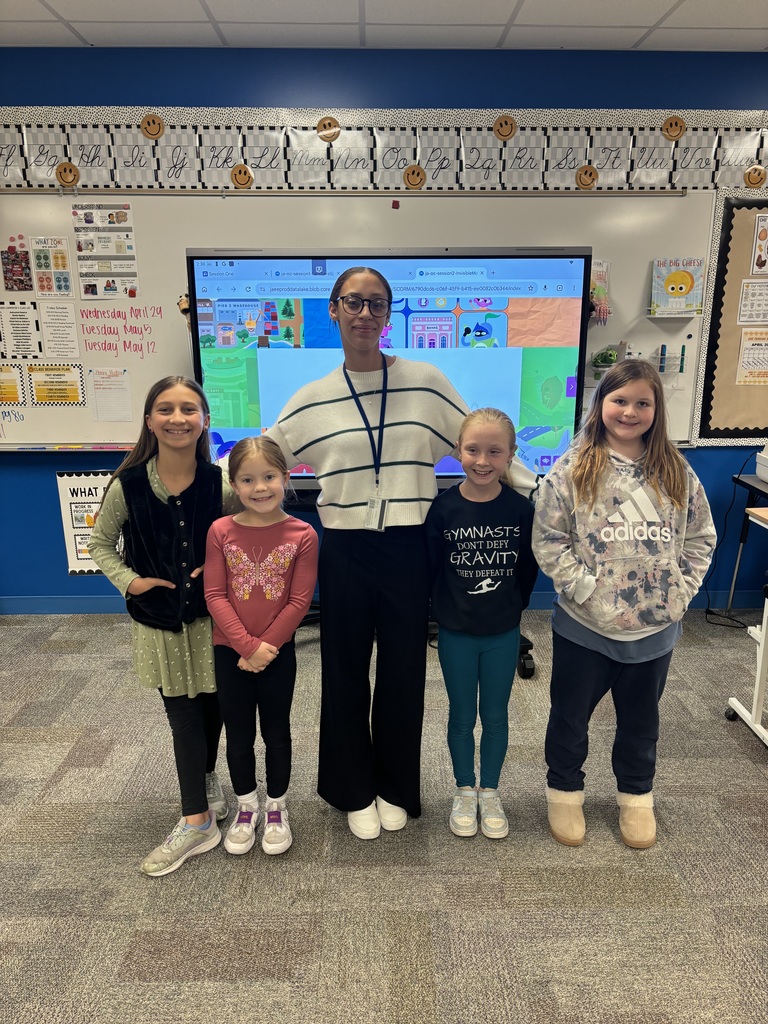 UNK 253 Students  teaching lessons 