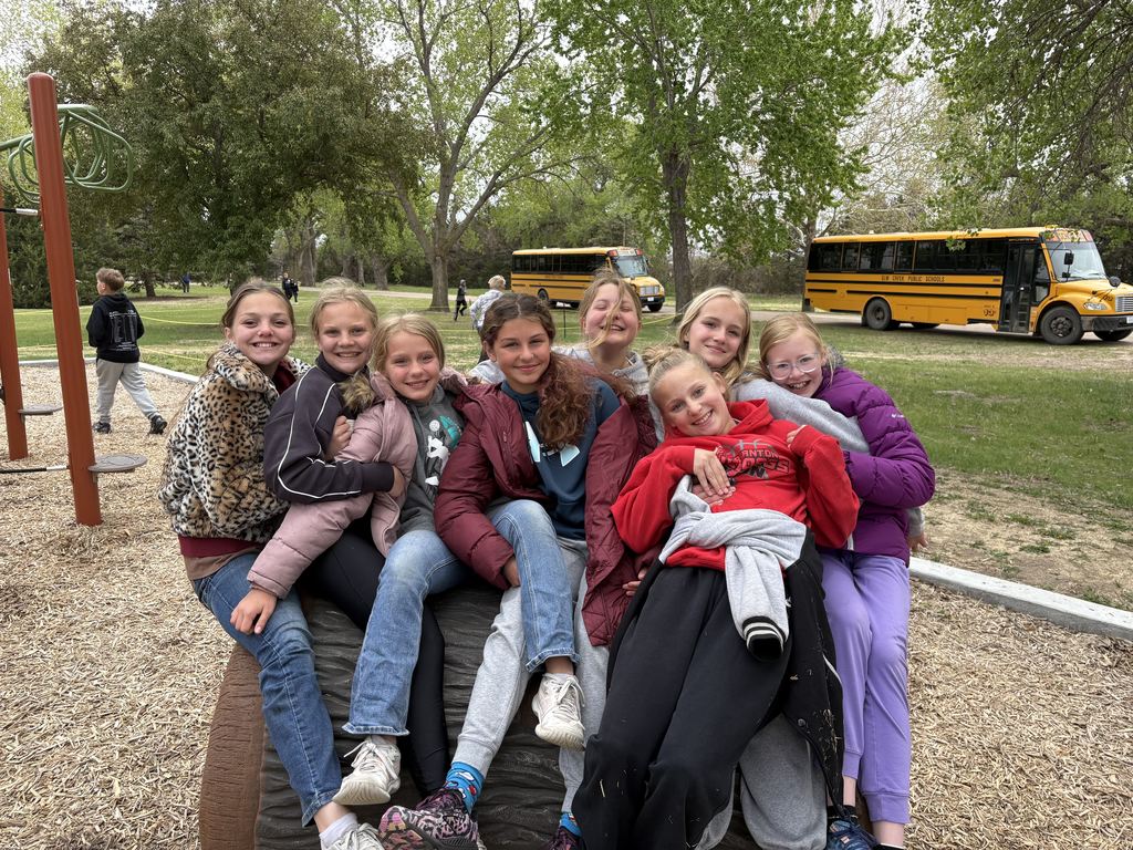 6th Grade Field Trip - Windmill Rec