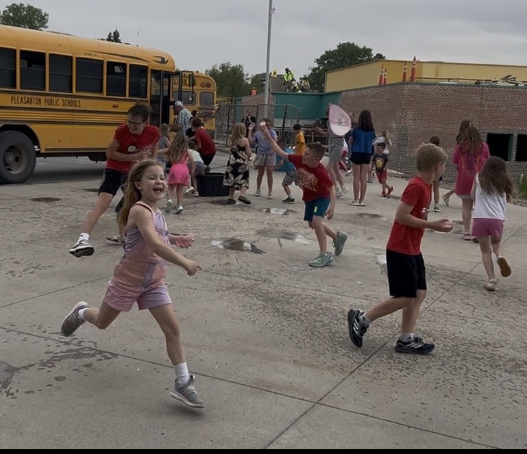 Bus Driver Water Balloon Fight
