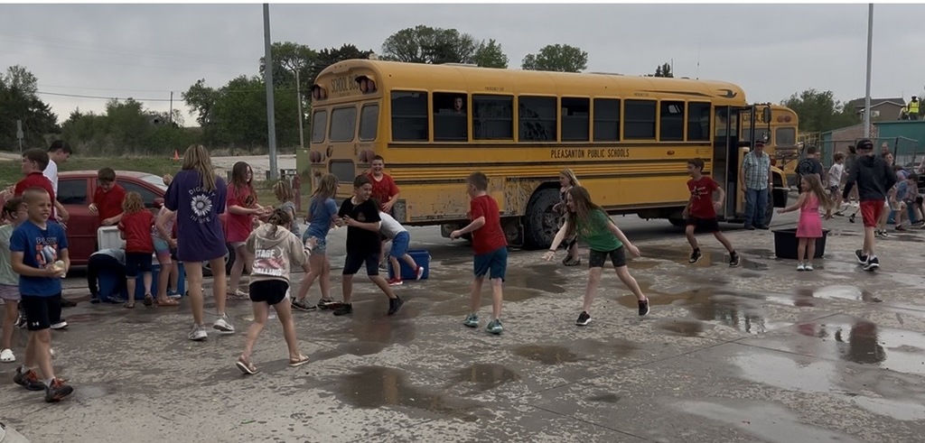 Bus Driver Water Balloon Fight