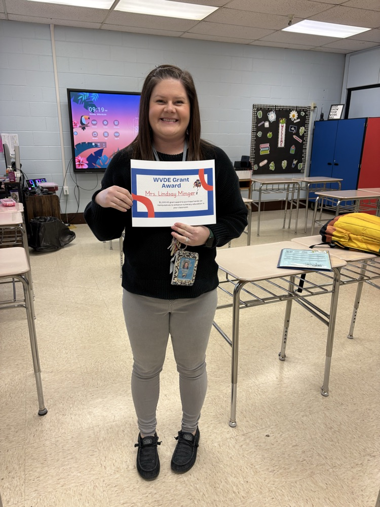 Mrs. Minger grant award winner