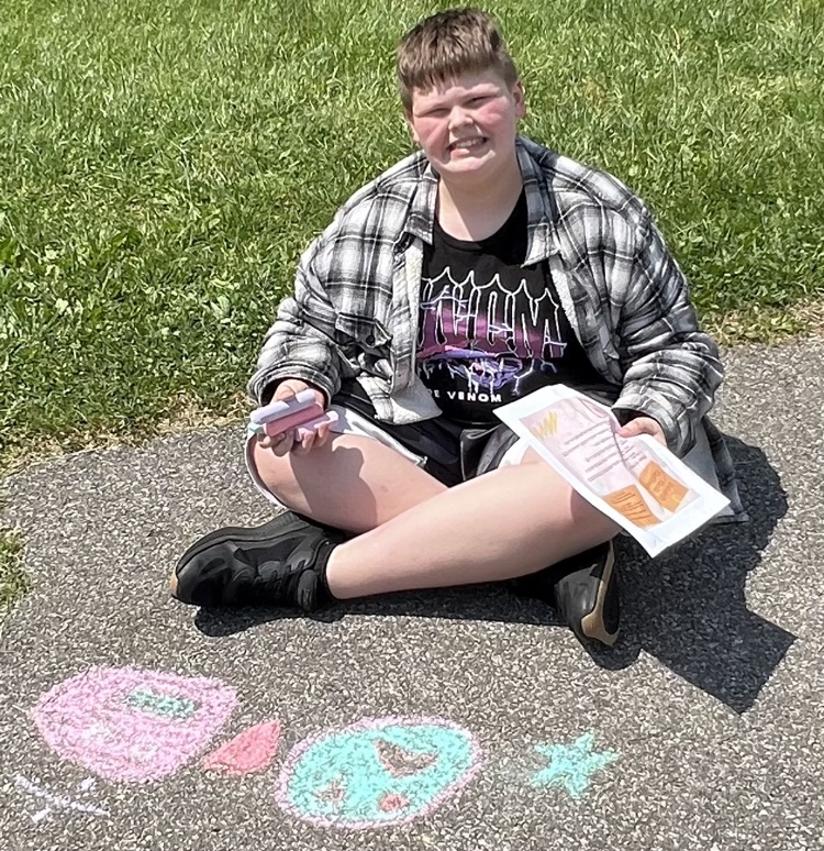 sidewalk chalk art class emoji design