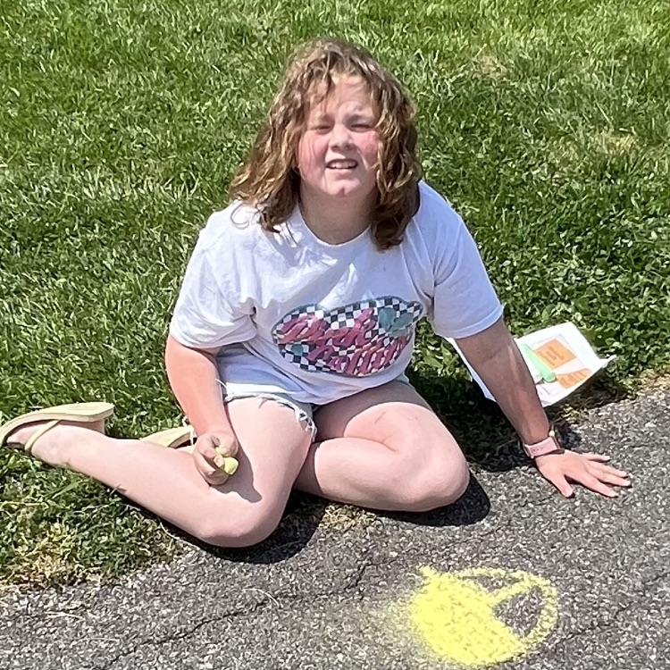 sidewalk chalk art class emoji design