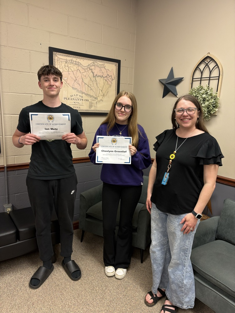 Students Ian Metz and Chaslynn Greenlief recognized for earning the West Virginia Golden Horseshoe award.
