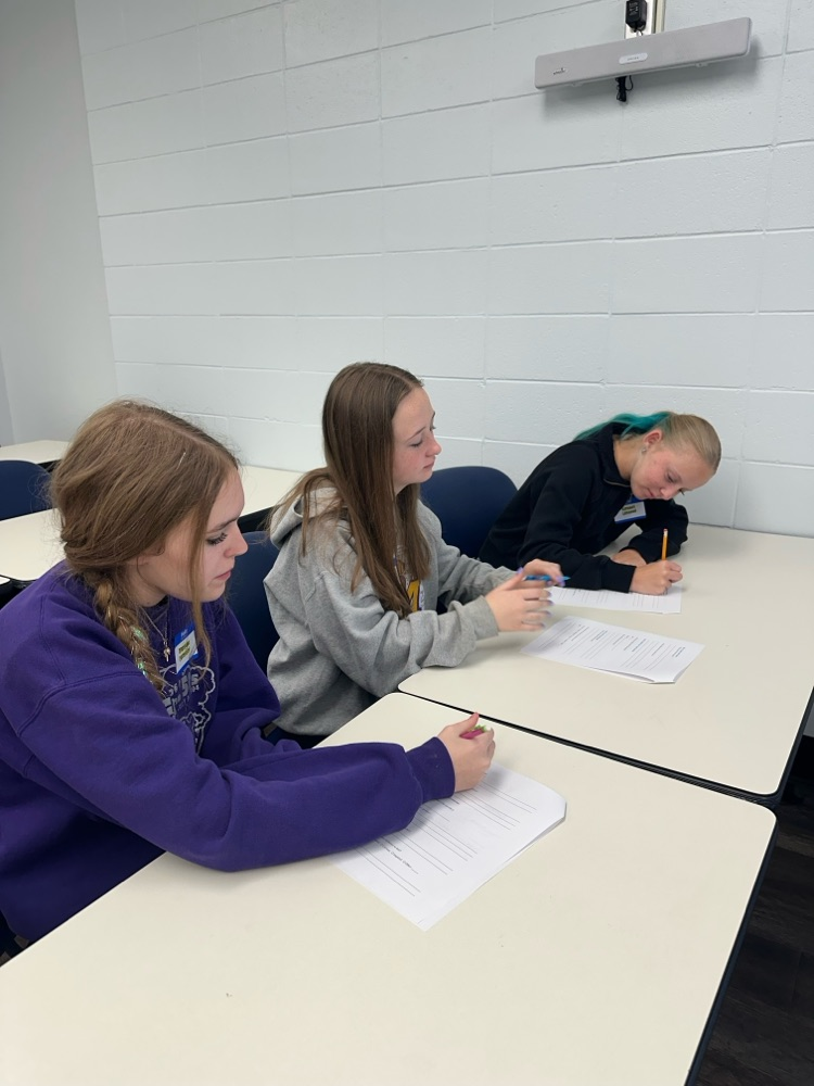 WVU-P 8th grade visit- exploring the college