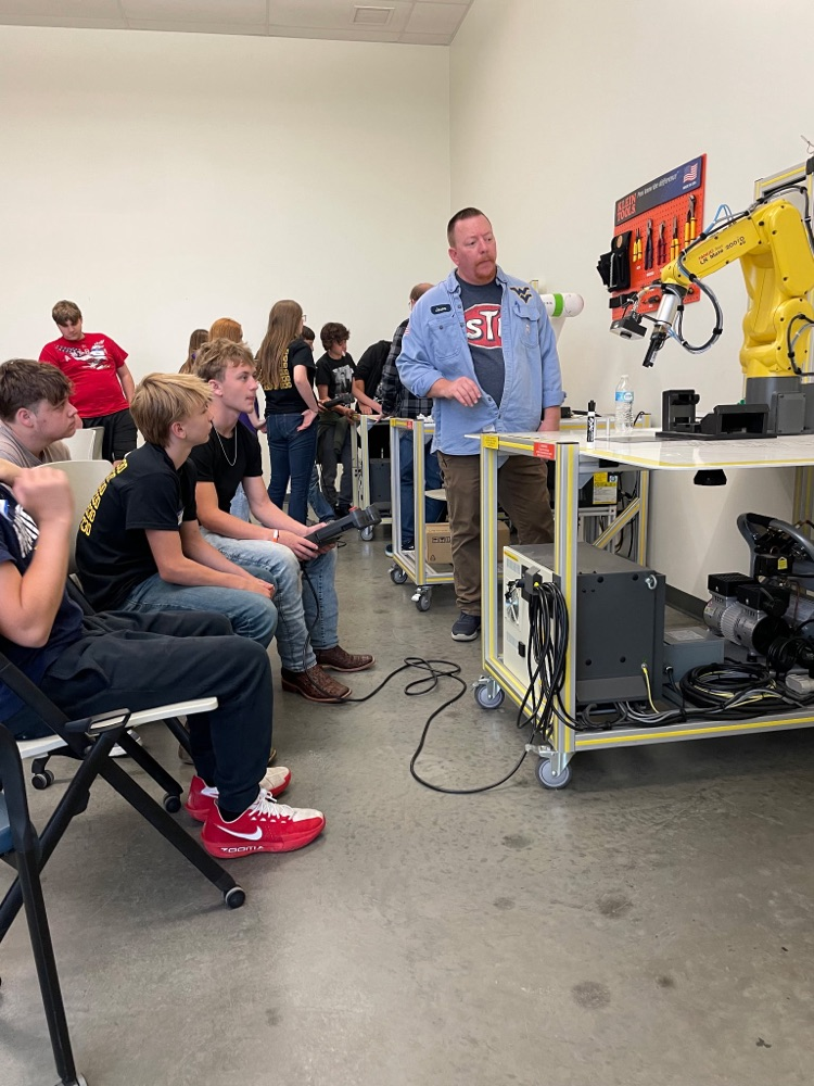 WVU-P 8th grade visit- exploring the college