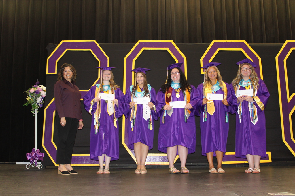 Leo Club Scholarship