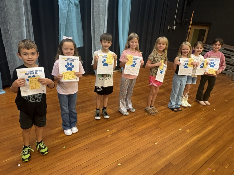 Paws-itive Paw students last week