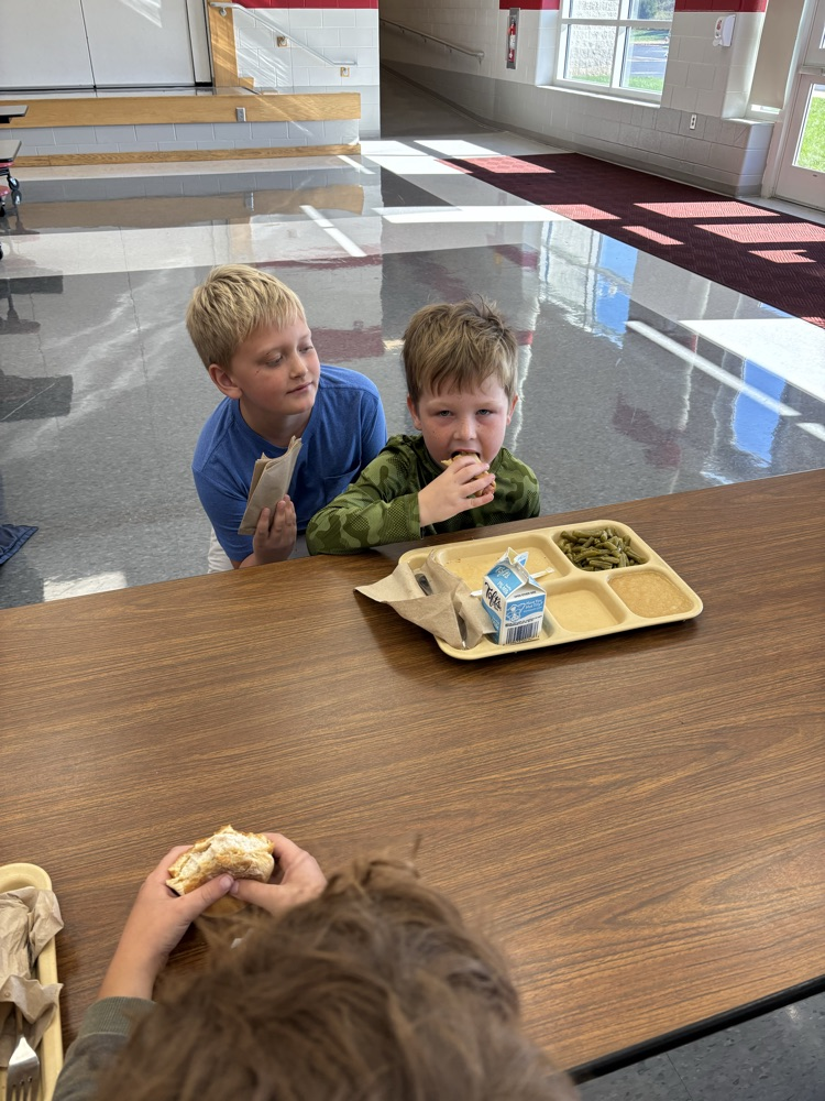 cafeteria helper