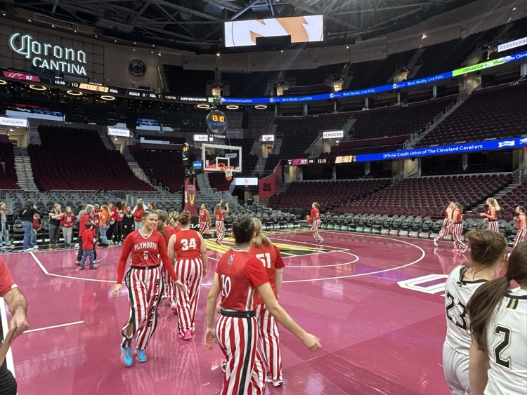 lady big red in Cleveland