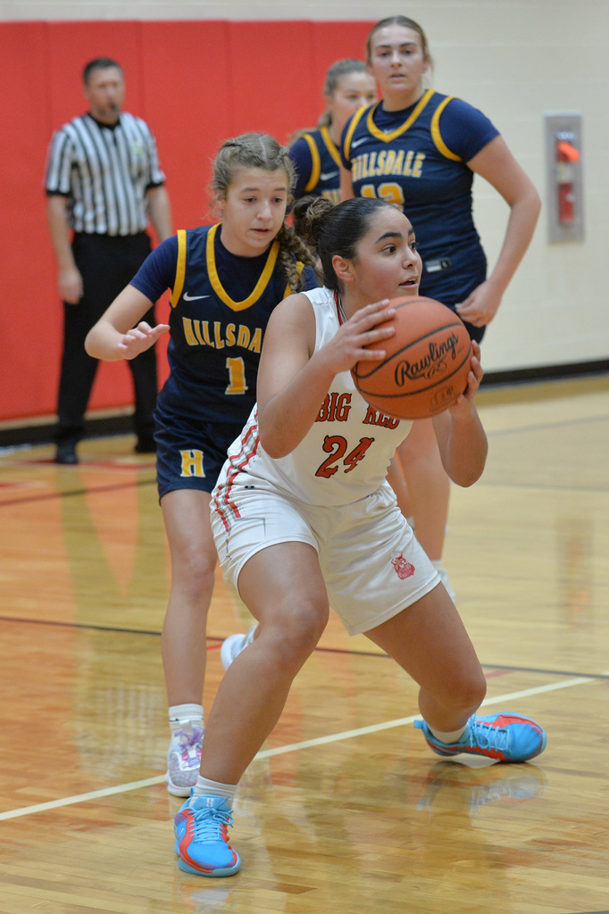 girls basketball 12-9-25