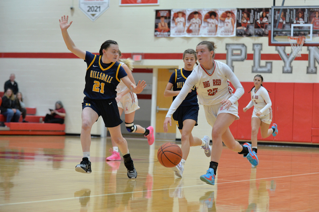 girls basketball 12-9-25