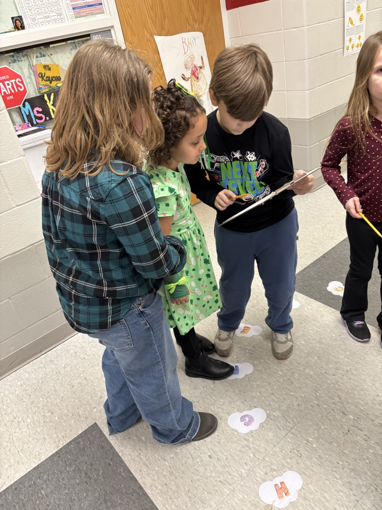 st patty day scavenger hunt