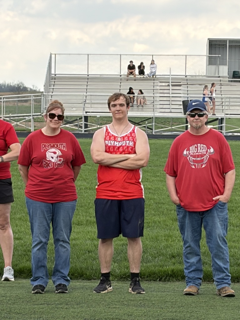 track senior 2026 with parents