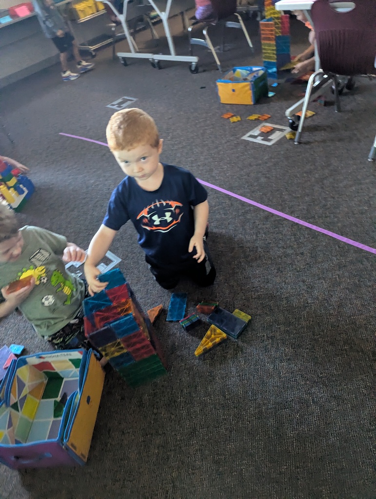 students doing STEM challenge