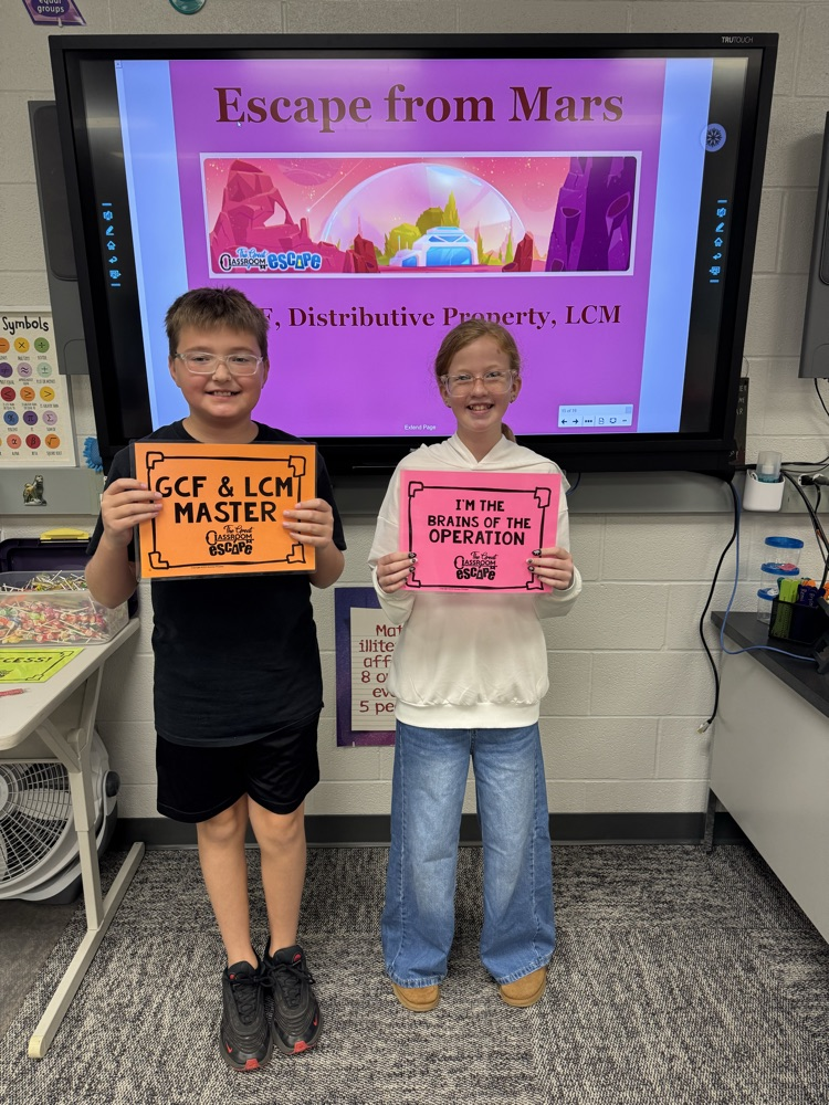 students escape room challenge 