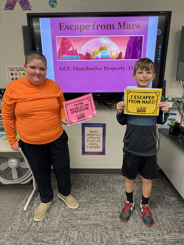 students escape room challenge 