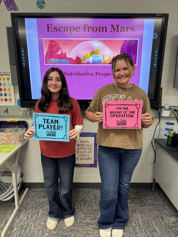 students escape room challenge 