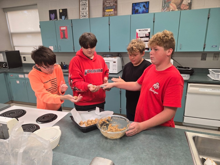 students making healthy snacks