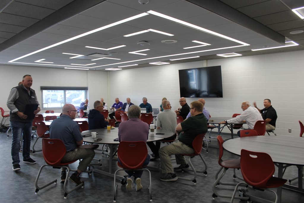 The Marshall County Career Innovation Center (MCCIC) proudly hosted mayors from across Indiana for an inside look at the exciting growth happening in our community.  