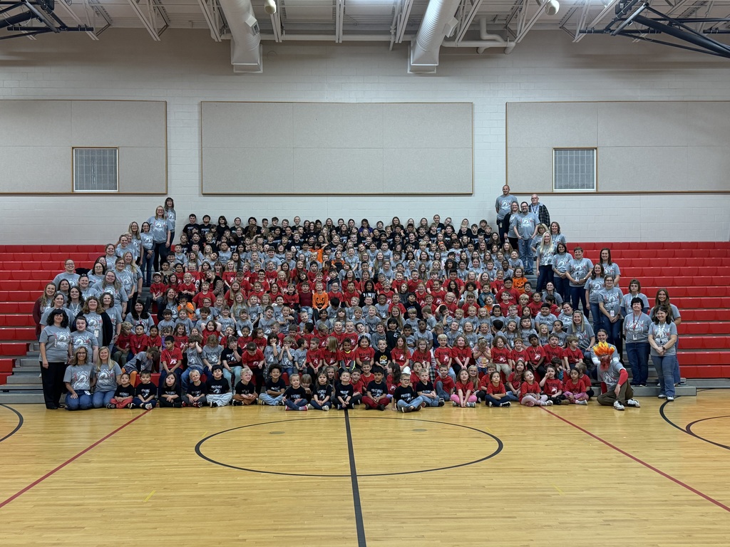 menominee students of the month and all school picture
