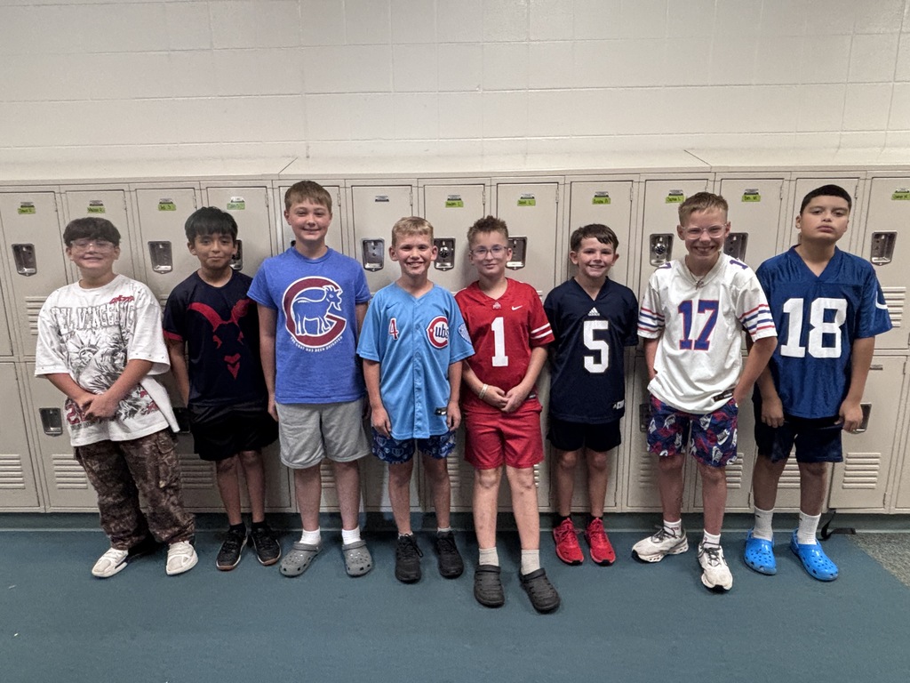 Mrs. Briscuso's class who participated in the Friday Spirit Day
