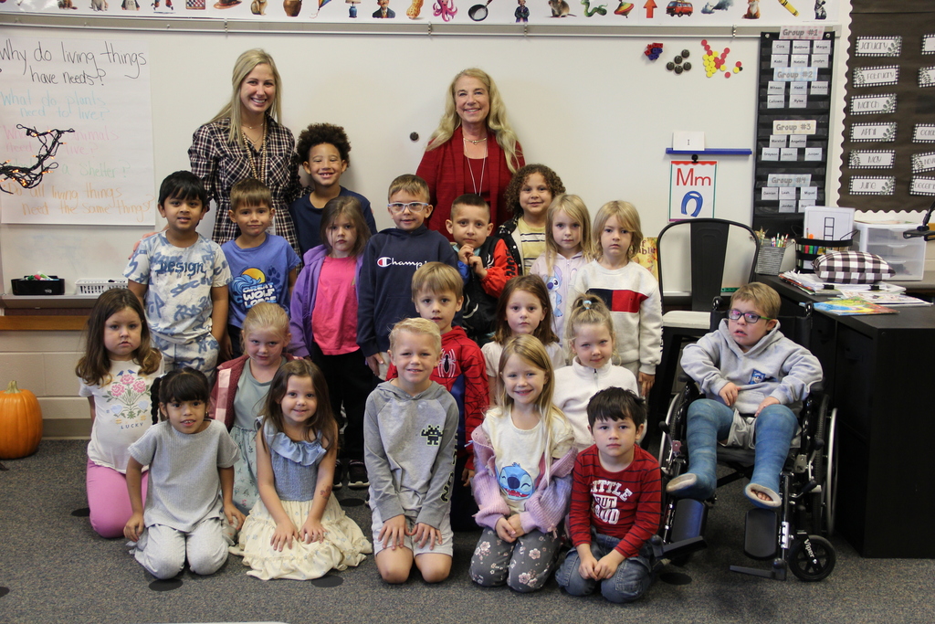 dr. pamela reading to menominee kindergartners!