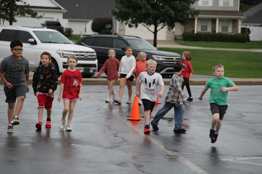mustang mile fun filled friday!!