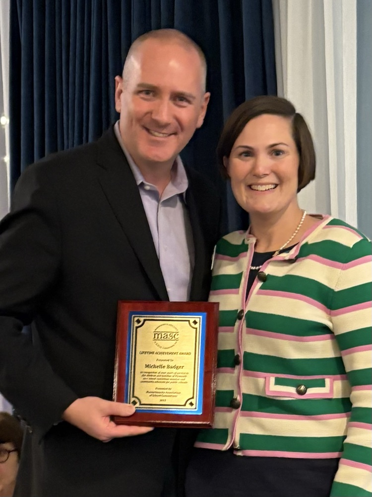 Michelle Badger receives Lifetime Achievement Award from MASC.