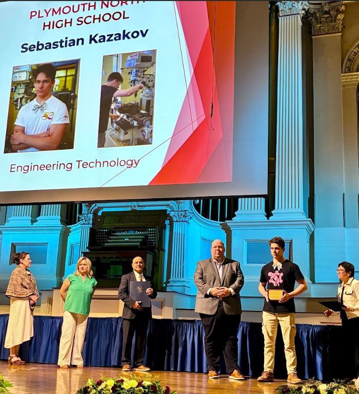 Photo of students and faculty