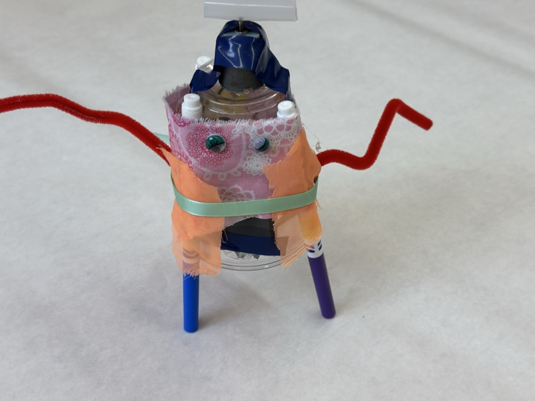 1st grade made art bots