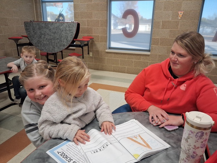 2nd graders presenting 