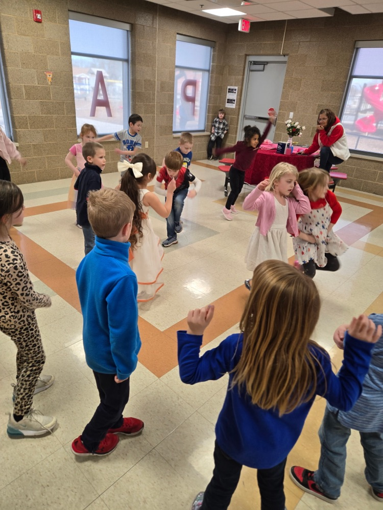 kindergarten dancing