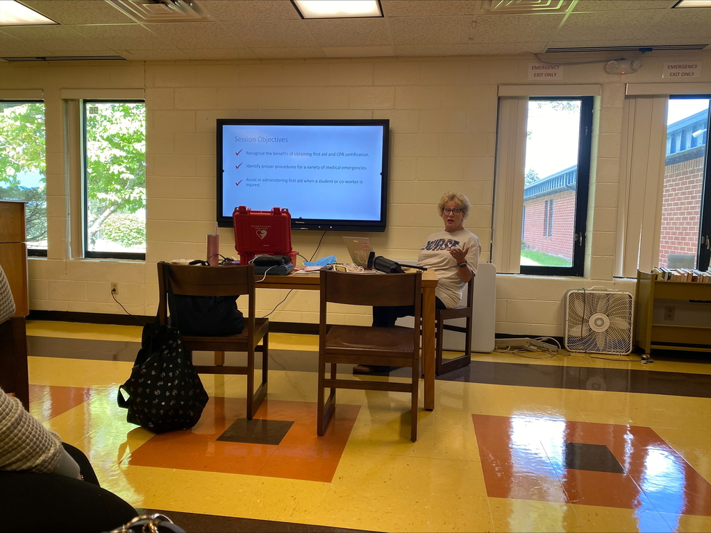 CPR TRAINING WITH NURSE JENNY
