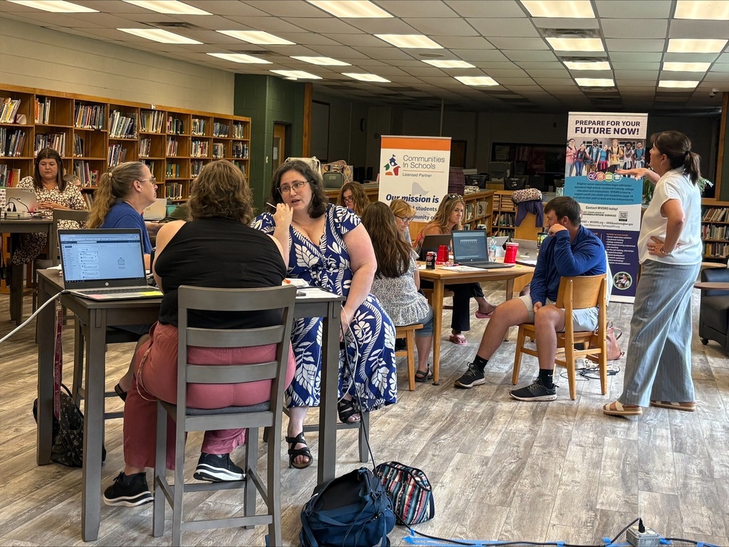 teachers at teacher academy