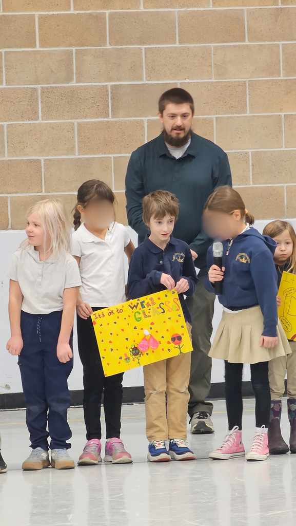 It's OK to wear glasses