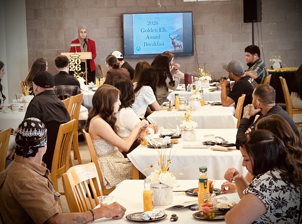 breakfast with students and families
