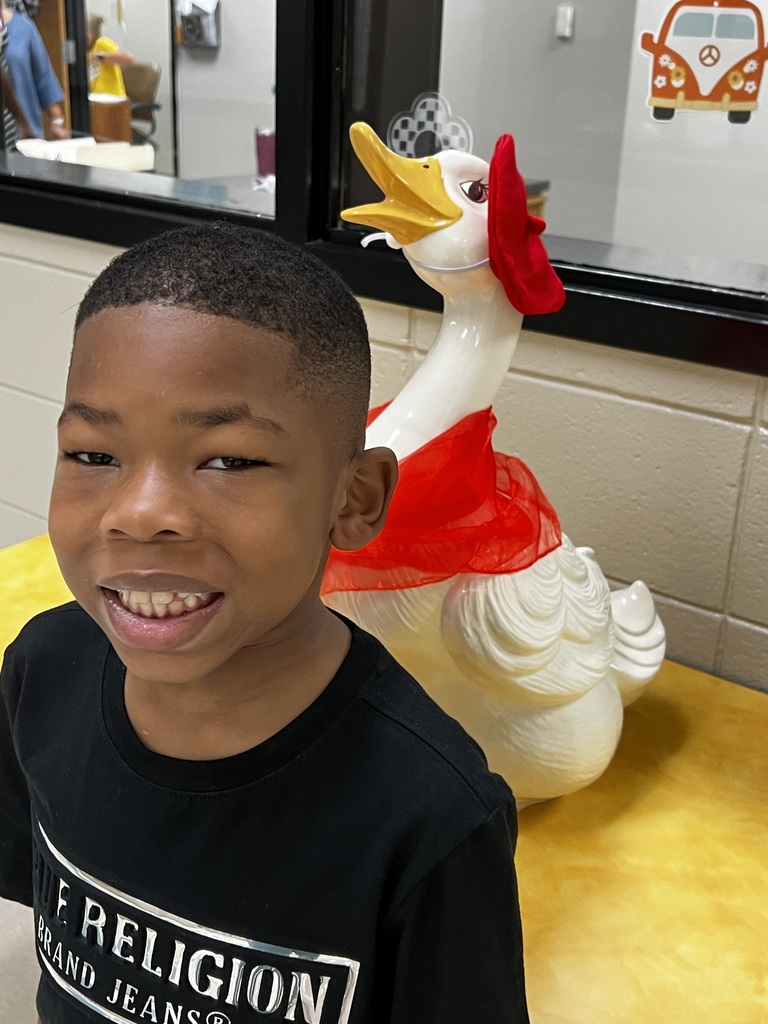 A student posing with Lucy Goose! Happy Birthday to the following students who had a birthday recently! #happybirthday