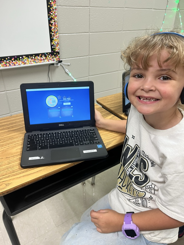 Our students are working wonders on their Chromebooks in computer lab! Check out all their typing achievements!! 