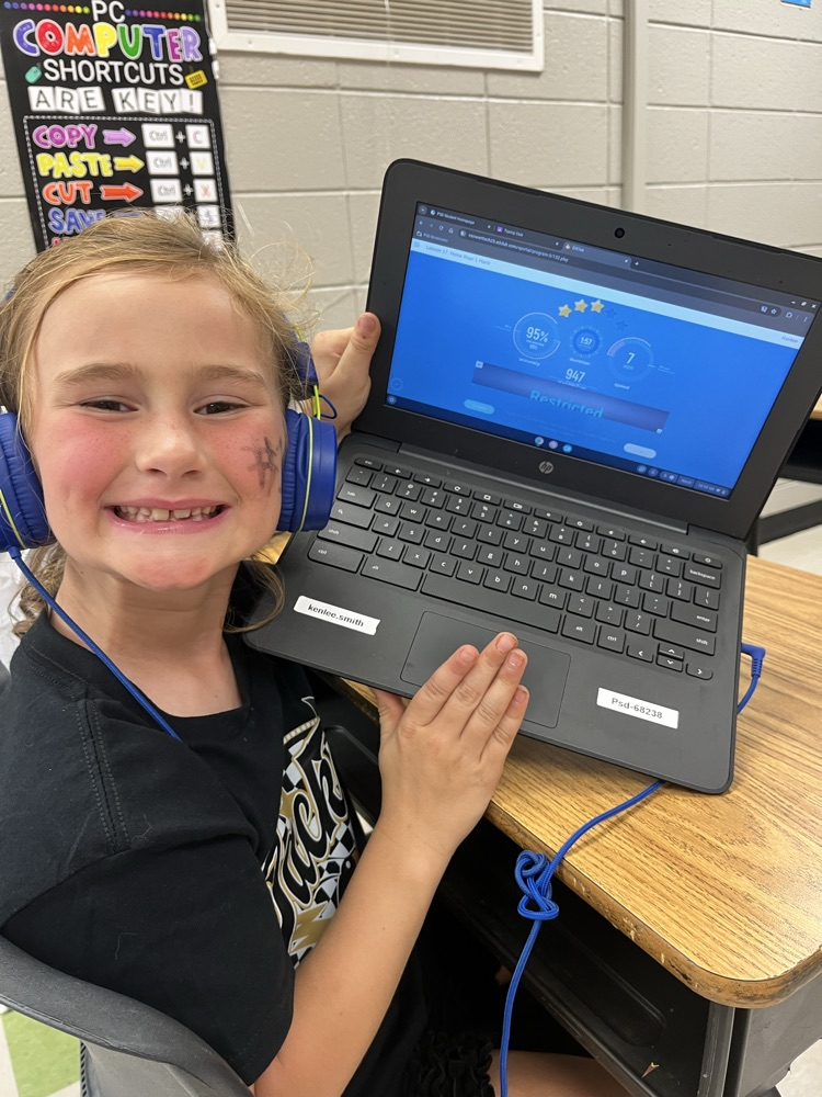 Our students are working wonders on their Chromebooks in computer lab! Check out all their typing achievements!! 