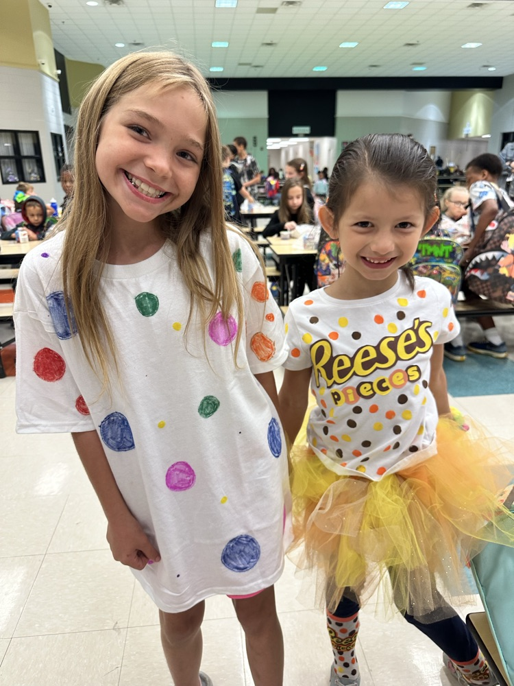 kids wearing dots for dot day
