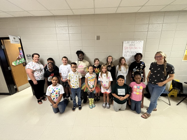 kids wearing dots for dot day